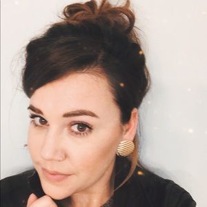 Meet your Posher, Molly